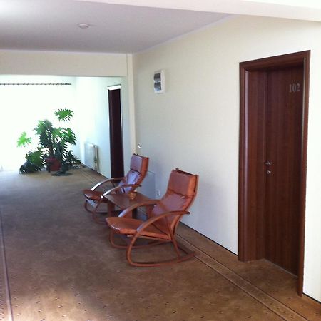 Jrb Hotel Doctor Petru Groza Exterior photo