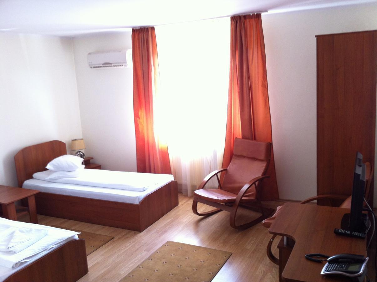 Jrb Hotel Doctor Petru Groza Exterior photo