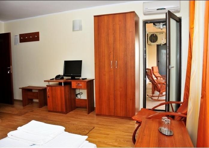 Jrb Hotel Doctor Petru Groza Exterior photo
