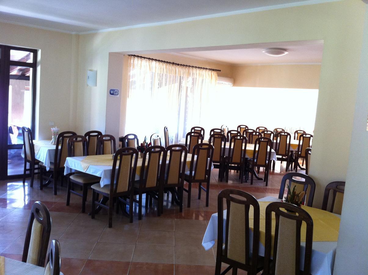 Jrb Hotel Doctor Petru Groza Exterior photo