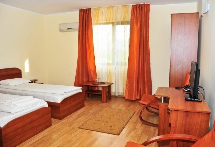 Jrb Hotel Doctor Petru Groza Exterior photo