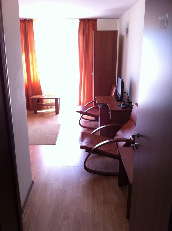 Jrb Hotel Doctor Petru Groza Exterior photo
